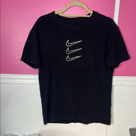 Black T-Shirt with Triple Swoosh Logo - Picture 1 of 4